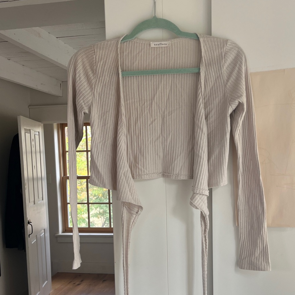 Neuflora Bailey Wrap Top